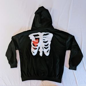Women's Black Skeleton Ribs Devil Heart Oversized Zip Up Hoodie Size M NWT